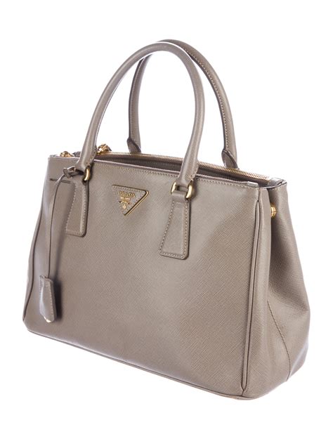 prada saffiano lux double zip tote review|prada small saffiano lux.